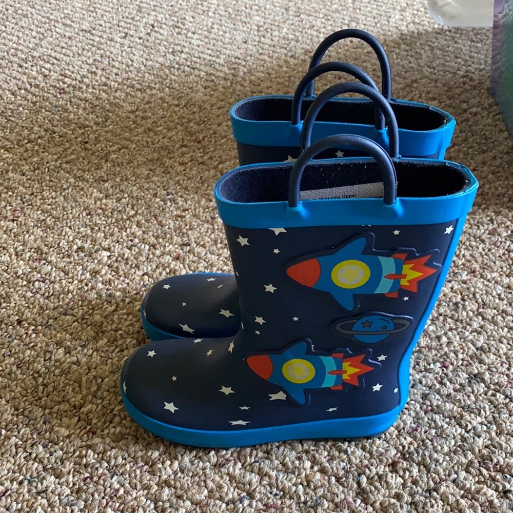 Boys Rainboots 11C
